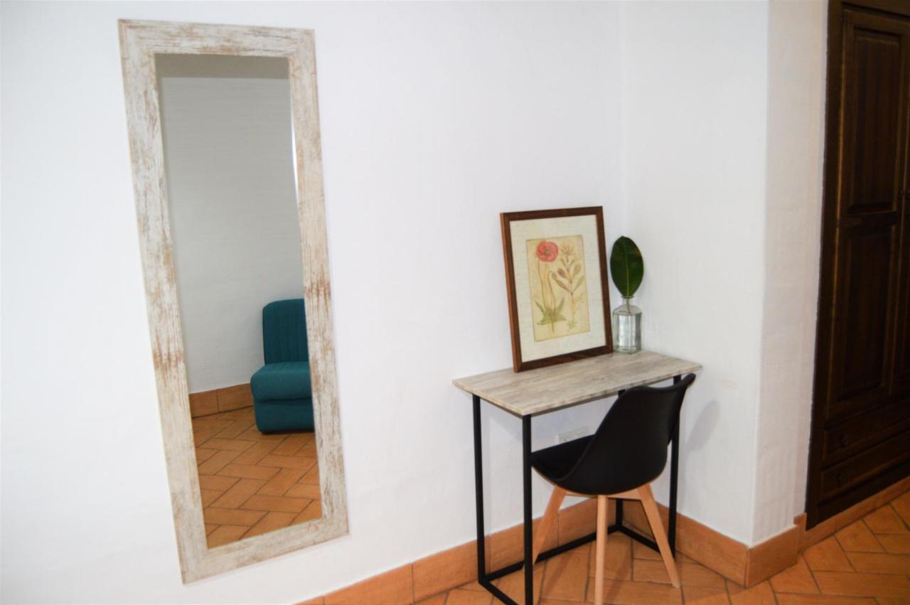 Apartamentos Turisticos - Hostal Los Alisos Aliseda Екстер'єр фото